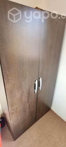 Closet 2 puertas seminuevo