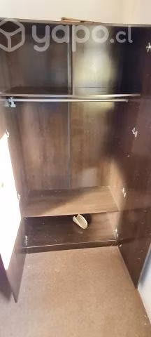 Closet 2 puertas seminuevo