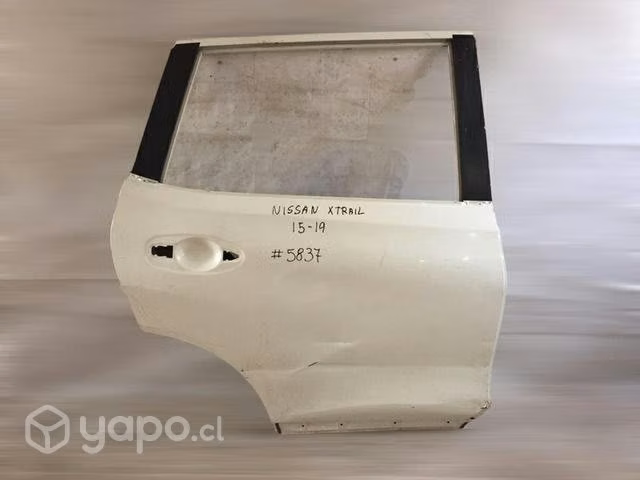 Puerta trasera rh Nissan xtrail 2015-2019