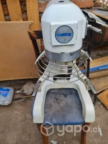 Revolvedora de masas de 10 kilos marca ventus - Imagen 2