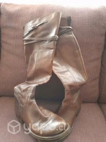 Botas bajas largas cuero café oscuro
