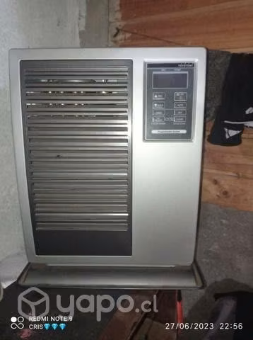 Estufa Toyotomi FF-V30T