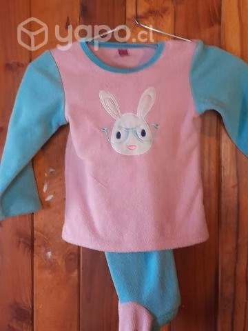 Pijamas de niña