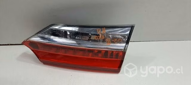 Foco trasero rh toyota corolla 19-21 RAK2.1