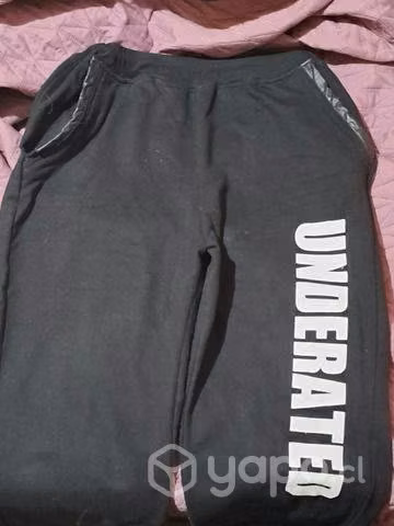 Buzo unisex negro