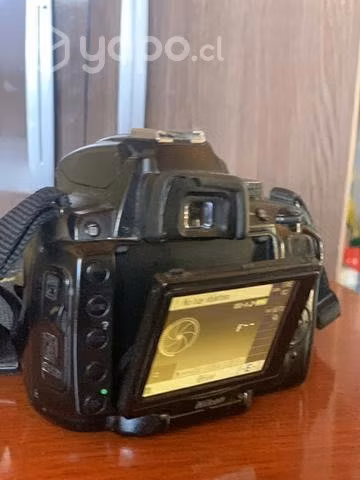 Nikon D5000