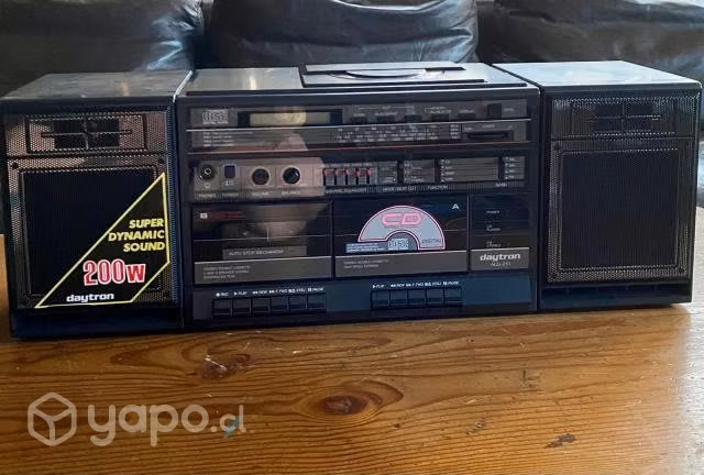 Boombox Daytron ACD-21O