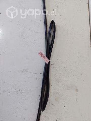 Goma Vidrio Puerta Tras Der Mitsubishi L200 2015