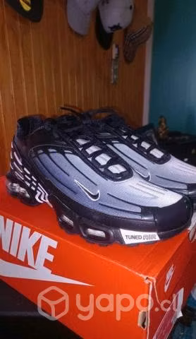 Air Max Plus III