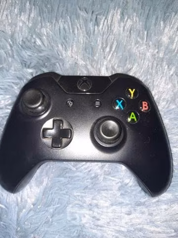 Mando Xbox One Original en perfecto estado. - Imagen 2
