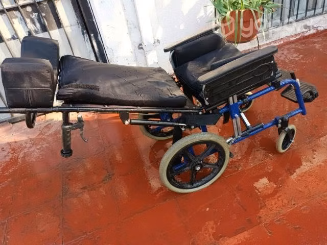 Silla rueda NEUROLÓGICA RECLINABLE *ÚLTIMO PRECIO
