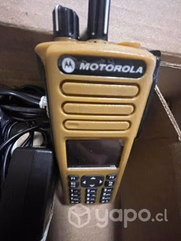 Dgp8550 uhf Motorola mototrbo - Imagen 2