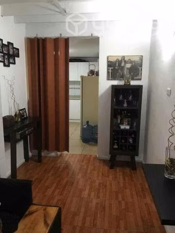 Amplia y comoda casa semi amoblada en arriendo
