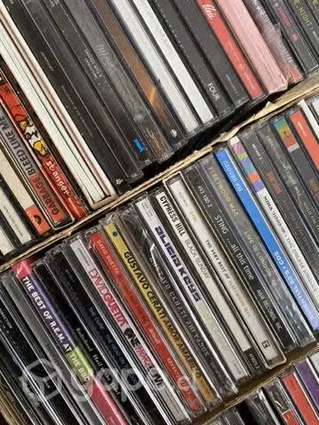Discos cds nuevos y usados
