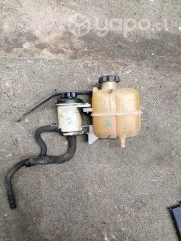 Recipiente de agua+ recipiente hidraulico spark gt
