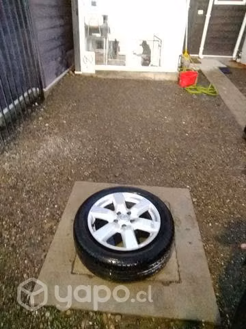 Llantas con neumáticos Nissan aro 17 - Imagen 4