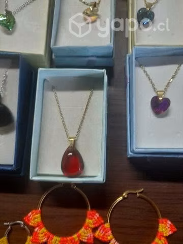 Lindos collares de piedras y vidrio - Imagen 5