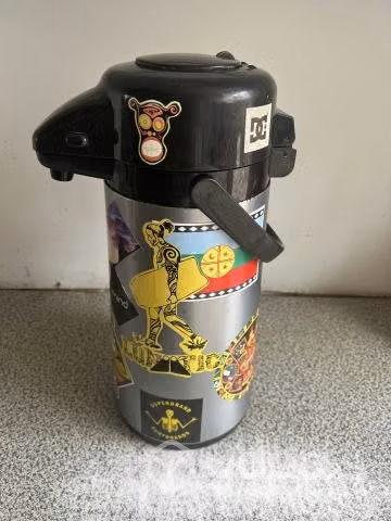 Termos marca Thermos 2Lt