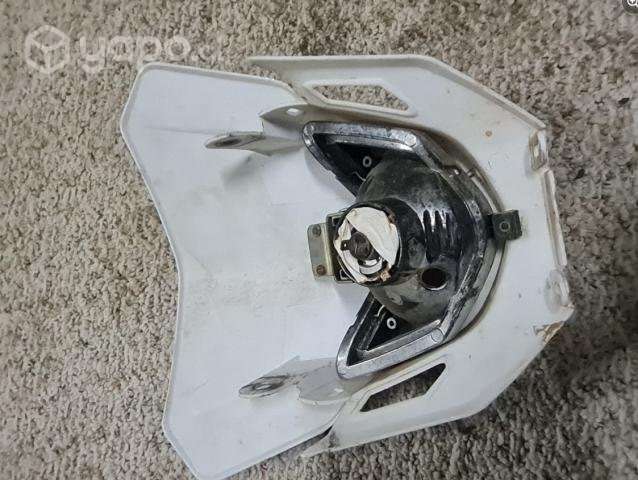 Foco Delantero Universal Para Moto, Plastico Usado - Imagen 3