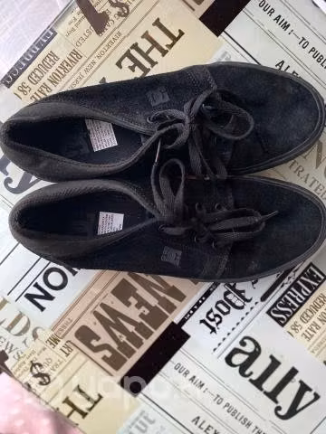 Zapatillas DC NEGRAS