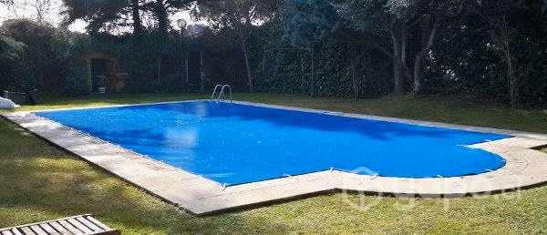 Cubrepiscina para seguridad