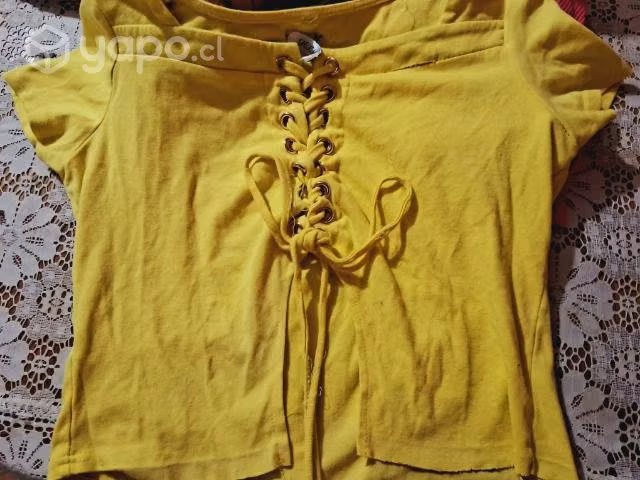 Polera amarilla