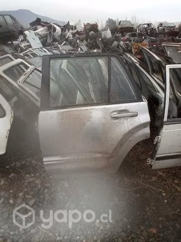 Toyota 4 runner 09 puerta trasera izquierda envio