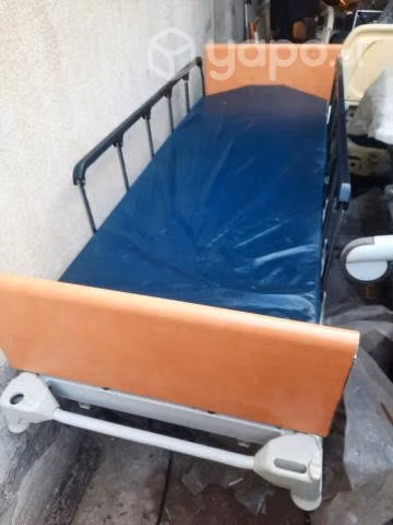 Cama clinica