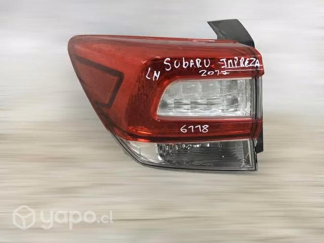 Foco trasero lh subaru Impreza 2017