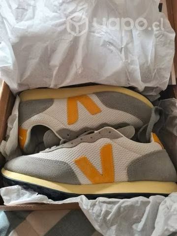 Zapatillas veja nuevas 39