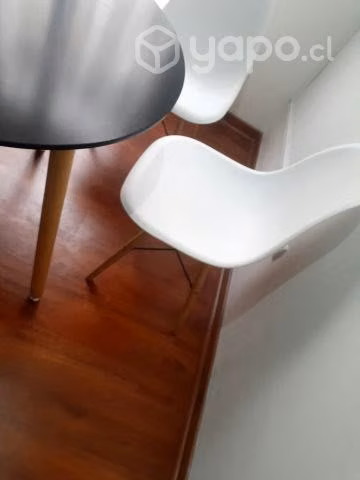 33 mil Mesas redondas ,sillas 1, veladores, closet