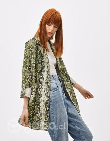 Blazer texturado serpiente