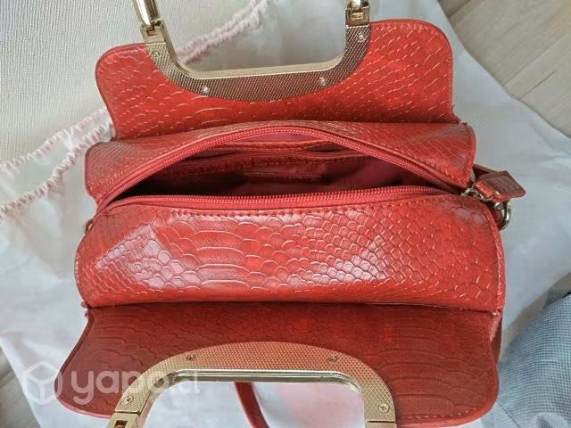 Cartera Valentino nueva asas y correa larga