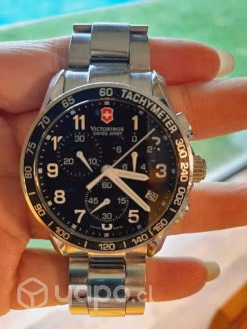 Reloj victorinox original de muy poco uso