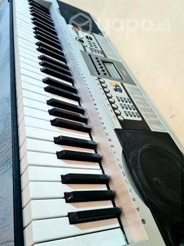 Teclado musical en perfecto estado - Imagen 4