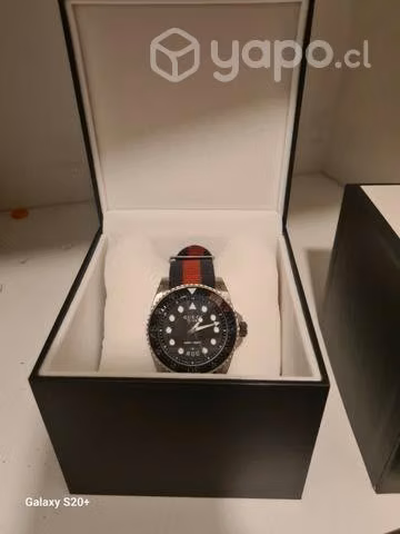Reloj Gucci Dive 45 mm / Marisio