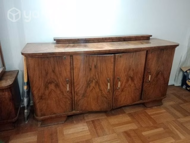 Muebles antiguos modelo bombé