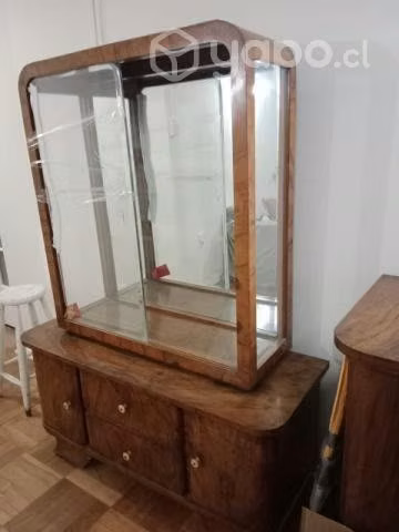 Muebles antiguos modelo bombé - Imagen 3