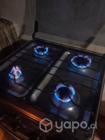Cocina a gas marca Sindelen