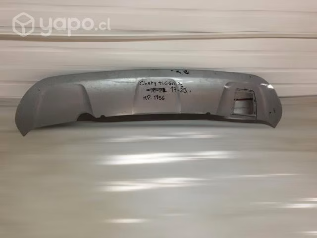 Moldura trasera cher tiggo 