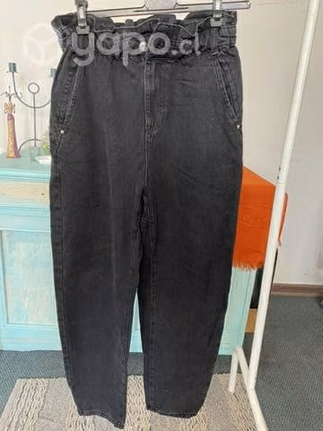 Abrigos, chaqueta y jeans