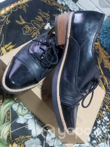 Zapatos oxford cuero número 37