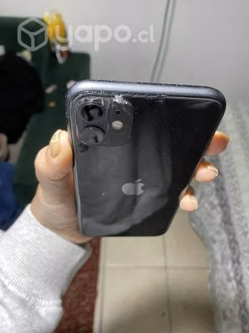 IPhone 11 64 GB Semi Nuevo Agrietado - Imagen 3