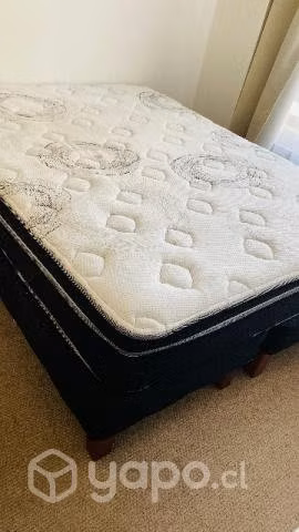 Cama de 2 plazas  Excelentes condiciones.