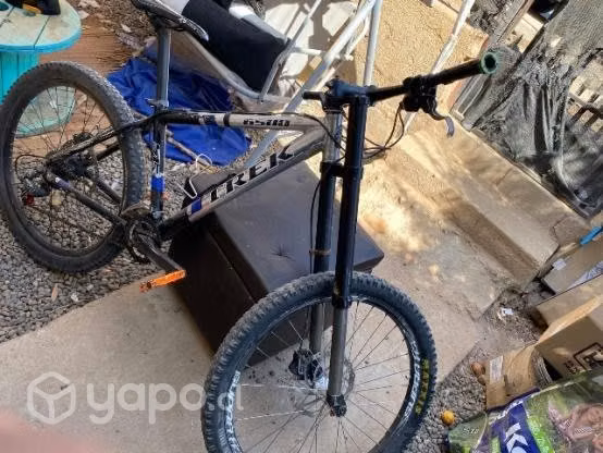 Bicicleta DH cerro