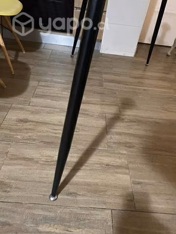 Mesa comedor de vidrio