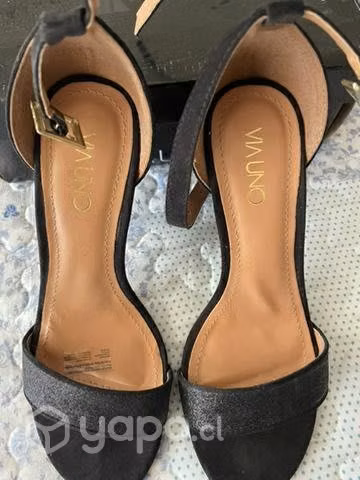 Sandalias vía uno 36 puede ser 37 negras - Imagen 3