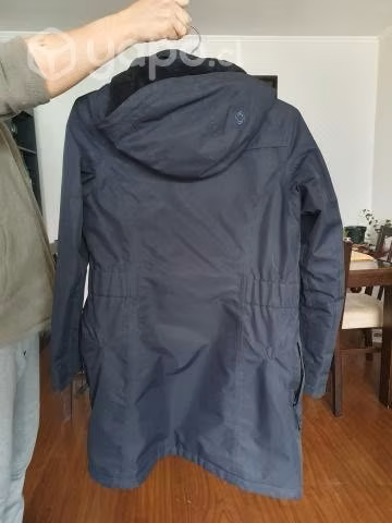 Chaqueta impermeable marca doite
