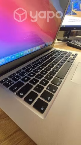 Macbook Air 2017 Intel core i5