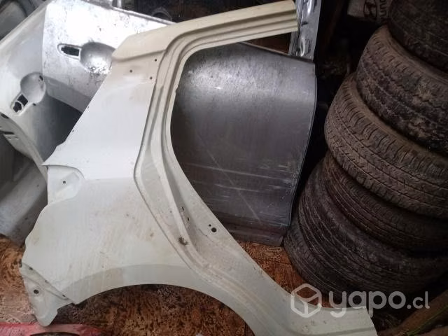 Suzuki Swift 2021 costado Tracero derecho original